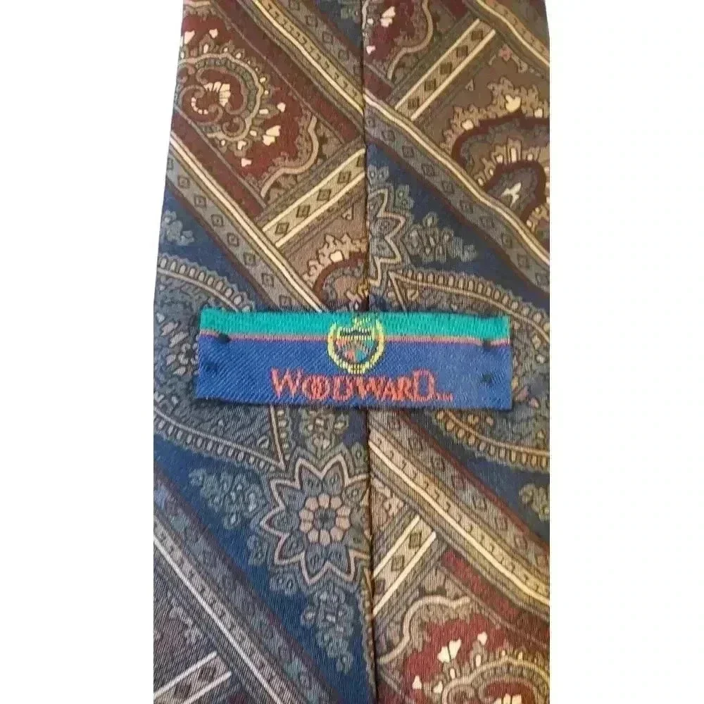 Woodward Mens Tie Silk Blue Burgundy Tan‎ Paisley Stripe Necktie Beautiful Power